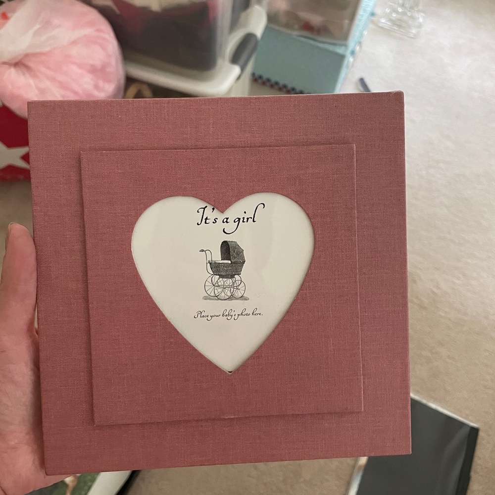 Red heart picture frame